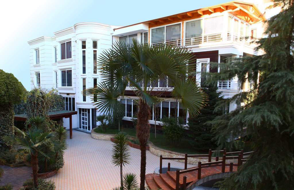 Prestige Hotel Tirana Exteriör bild