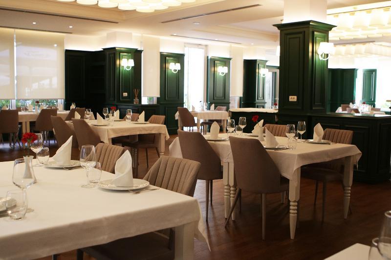 Prestige Hotel Tirana Exteriör bild